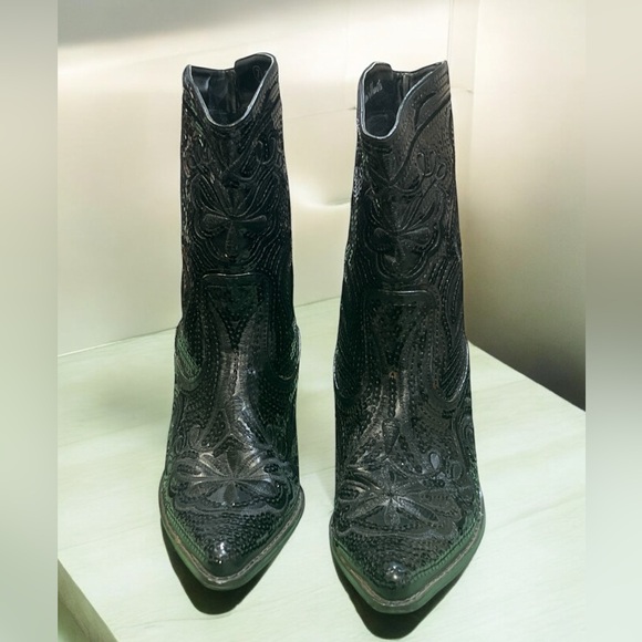 Helen’s Heart Women’s Black Sequin Bling Western Cowgirl Ankle Boot Size 7. - Picture 3 of 6